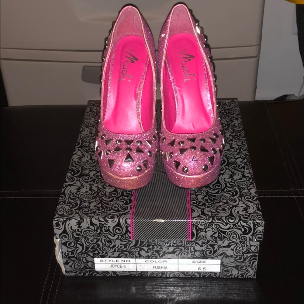 Mochi brand Pink Pumps Size 6.5